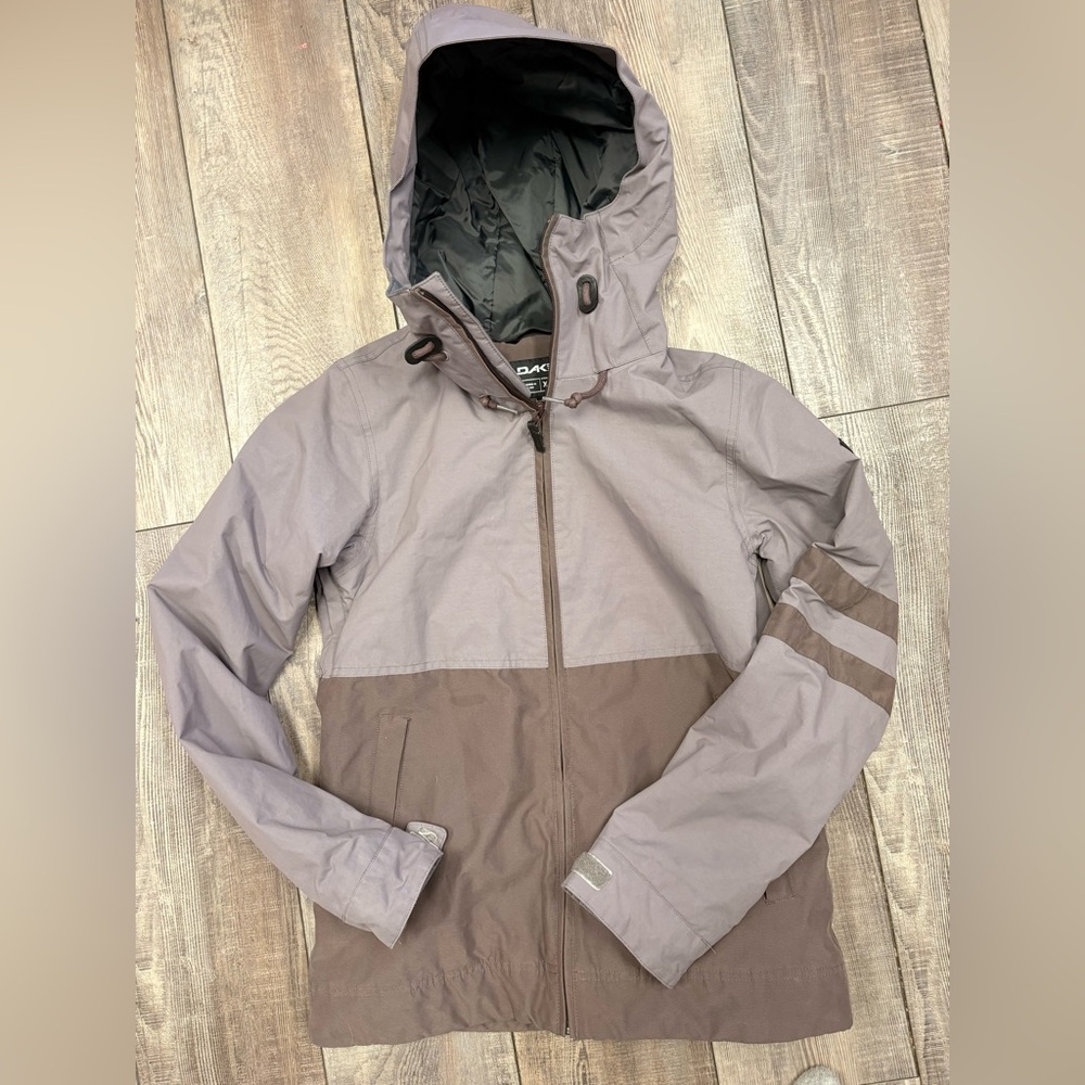 Dakine Two-Tone Hooded Jacket in Dusty Mauve and Taupe Ski Womens size XS